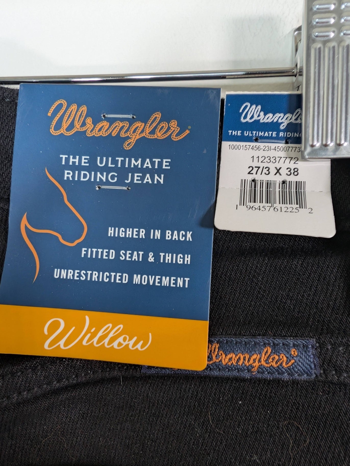 NWT Wrangler the ultimate riding jean - SZ 27