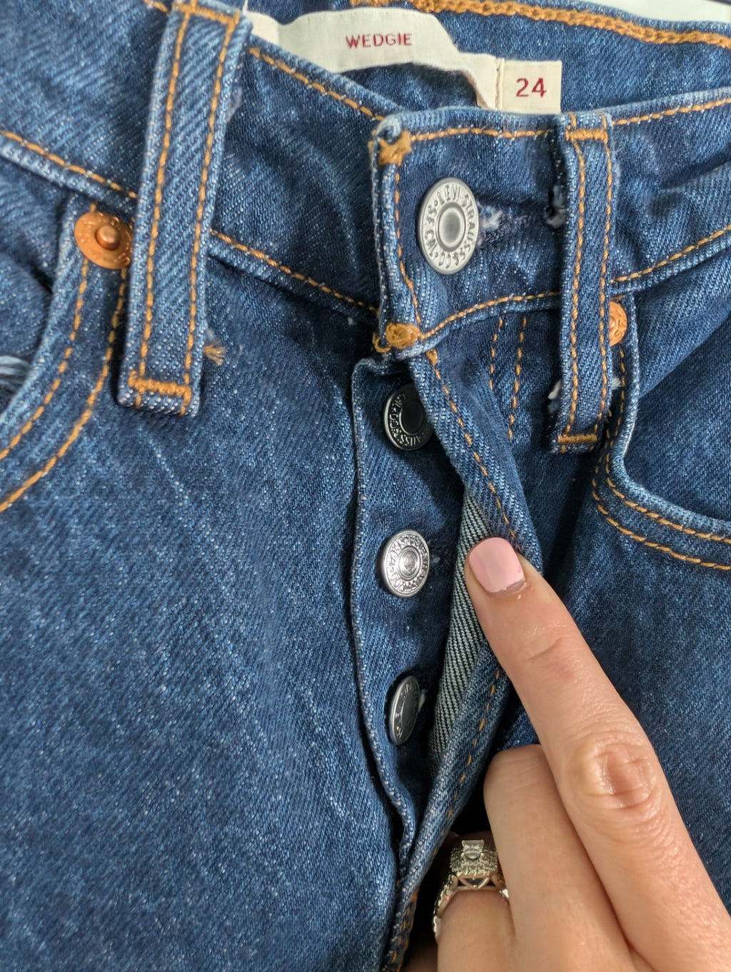 Levi's wedgie jeans - 24