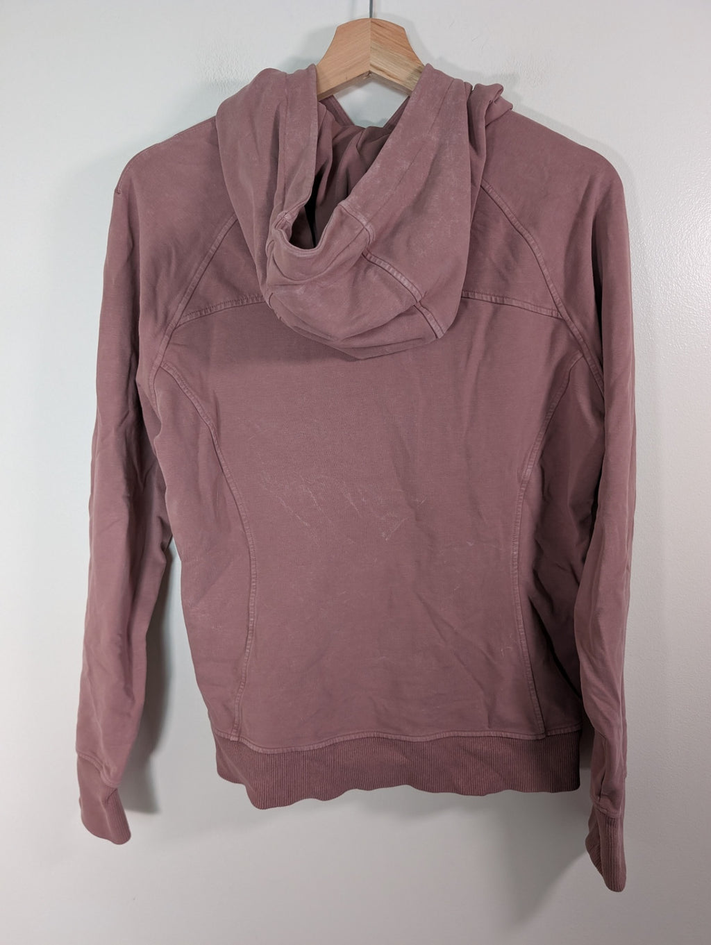 Lululemon scuba pullover - SZ 6