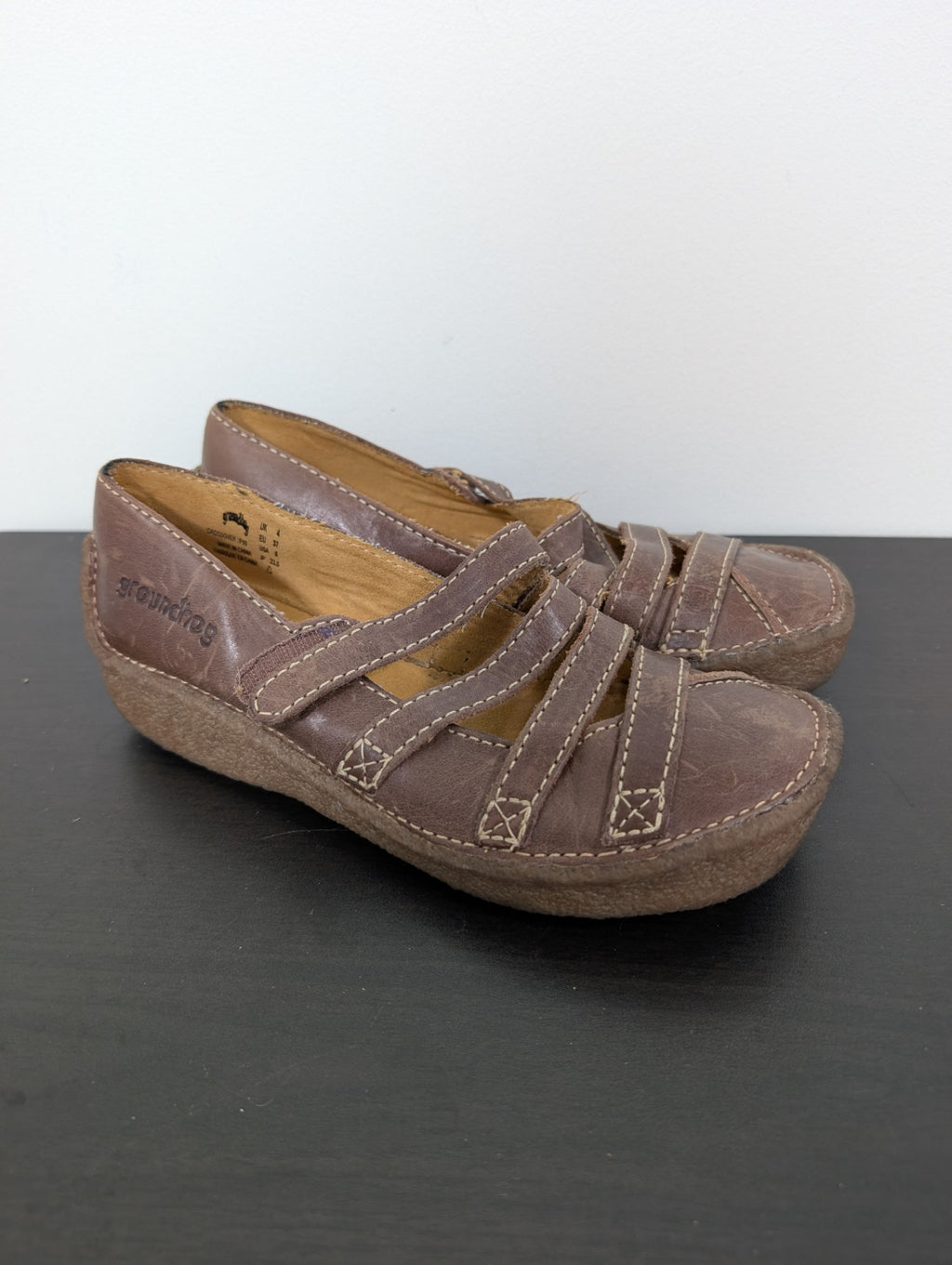 Groundhog brown shoes - SZ 6