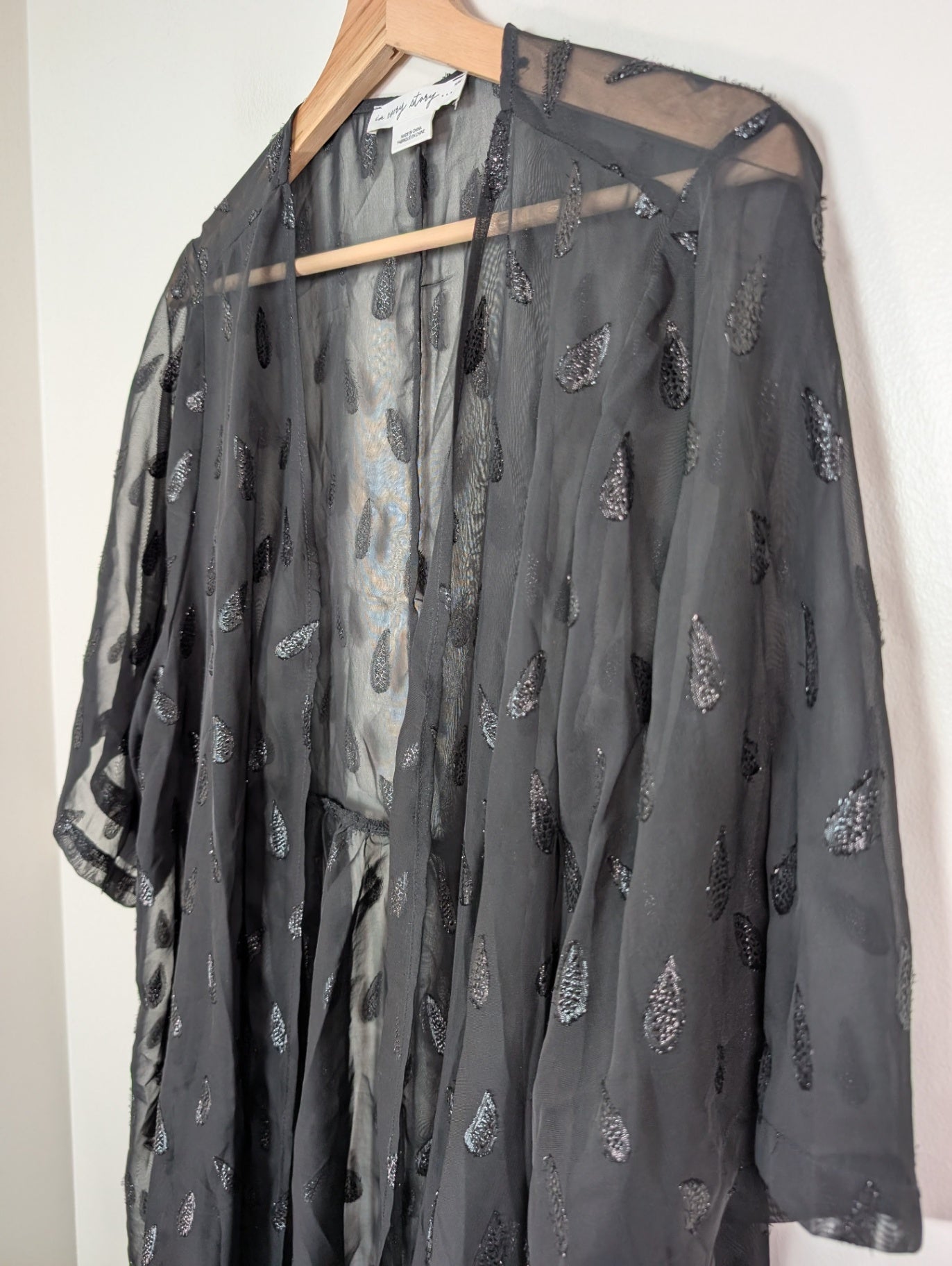 in every story leaf coverup - 1X