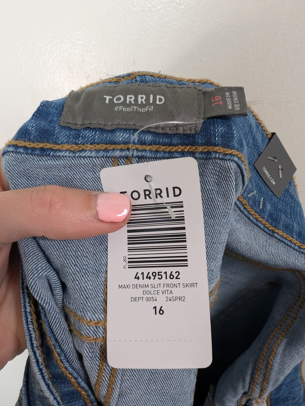 NWT Torrid denim skirt - SZ 16