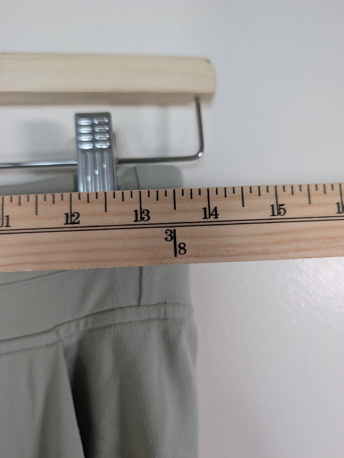 Lululemon light green joggers - 6