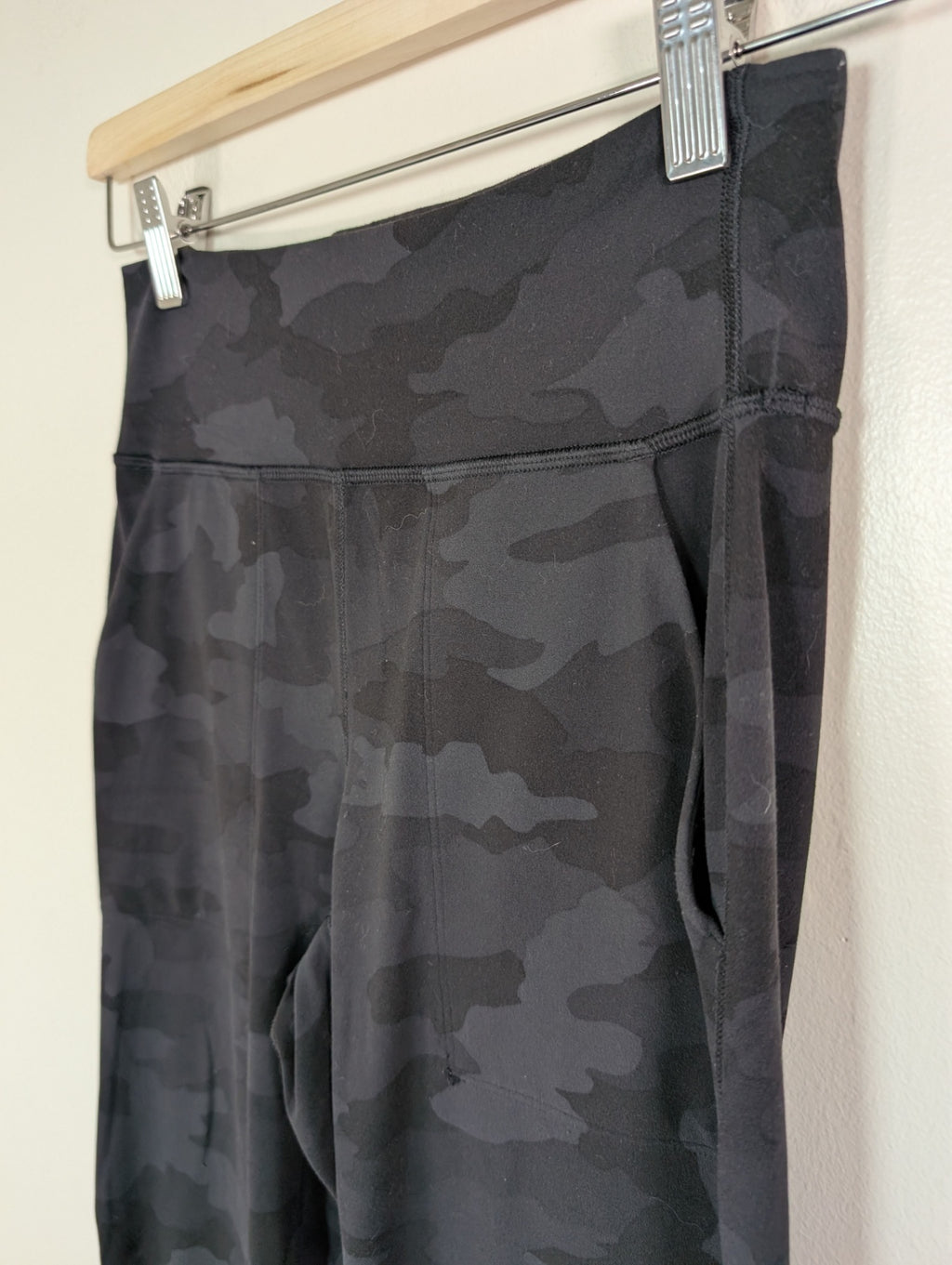 Lululemon camo leggings - 4