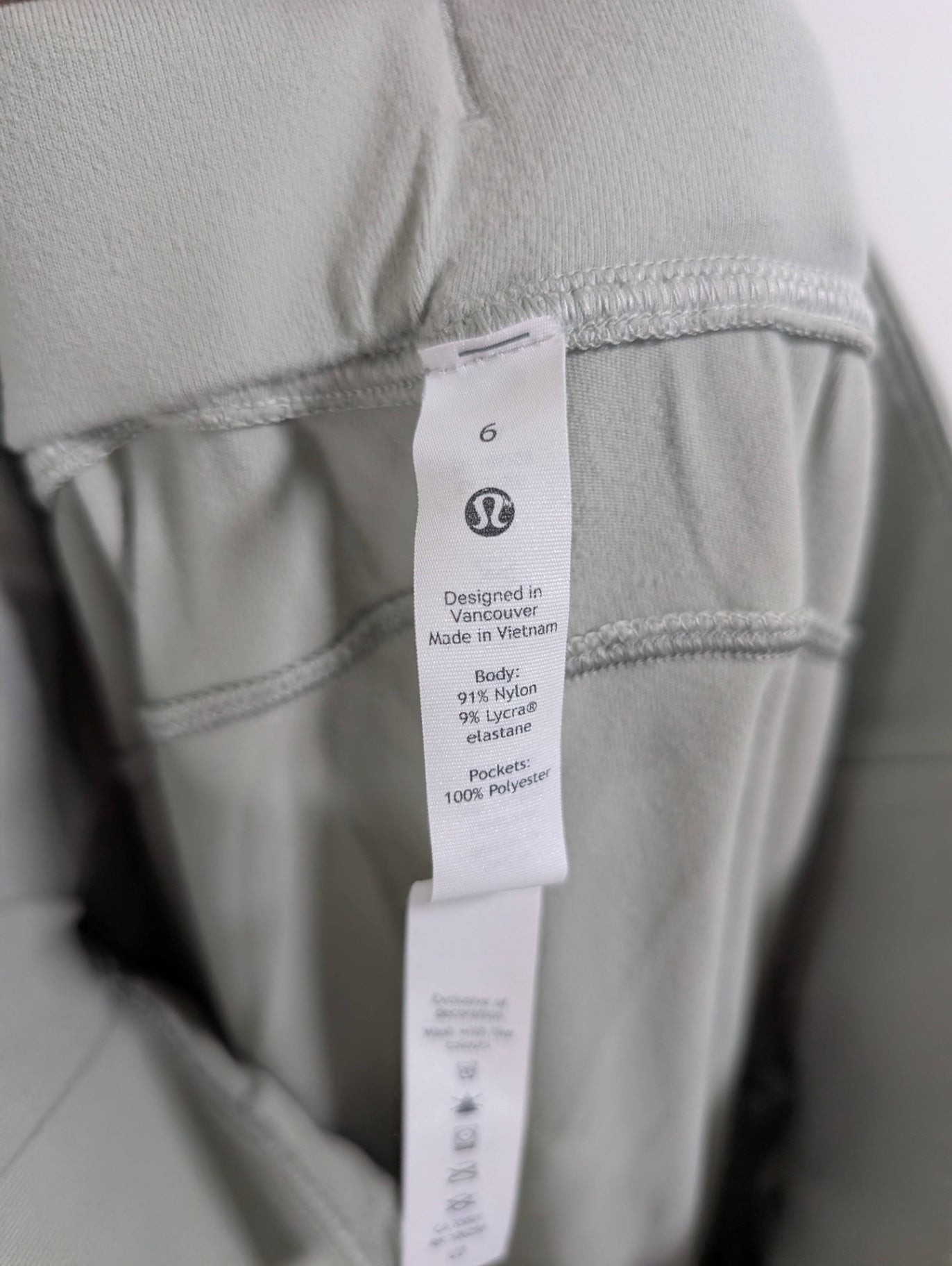 Lululemon light green joggers - 6