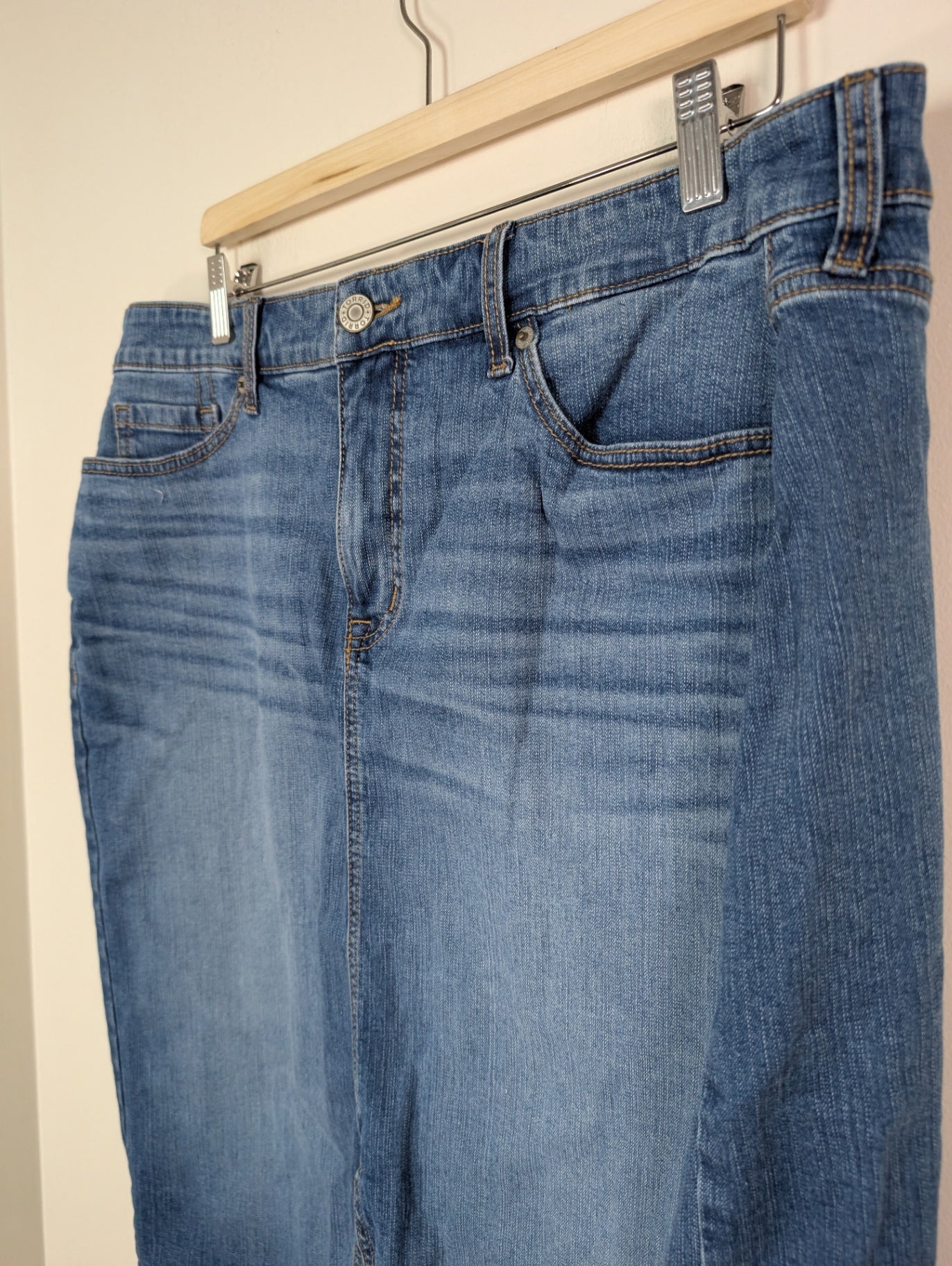 NWT Torrid denim skirt - SZ 16