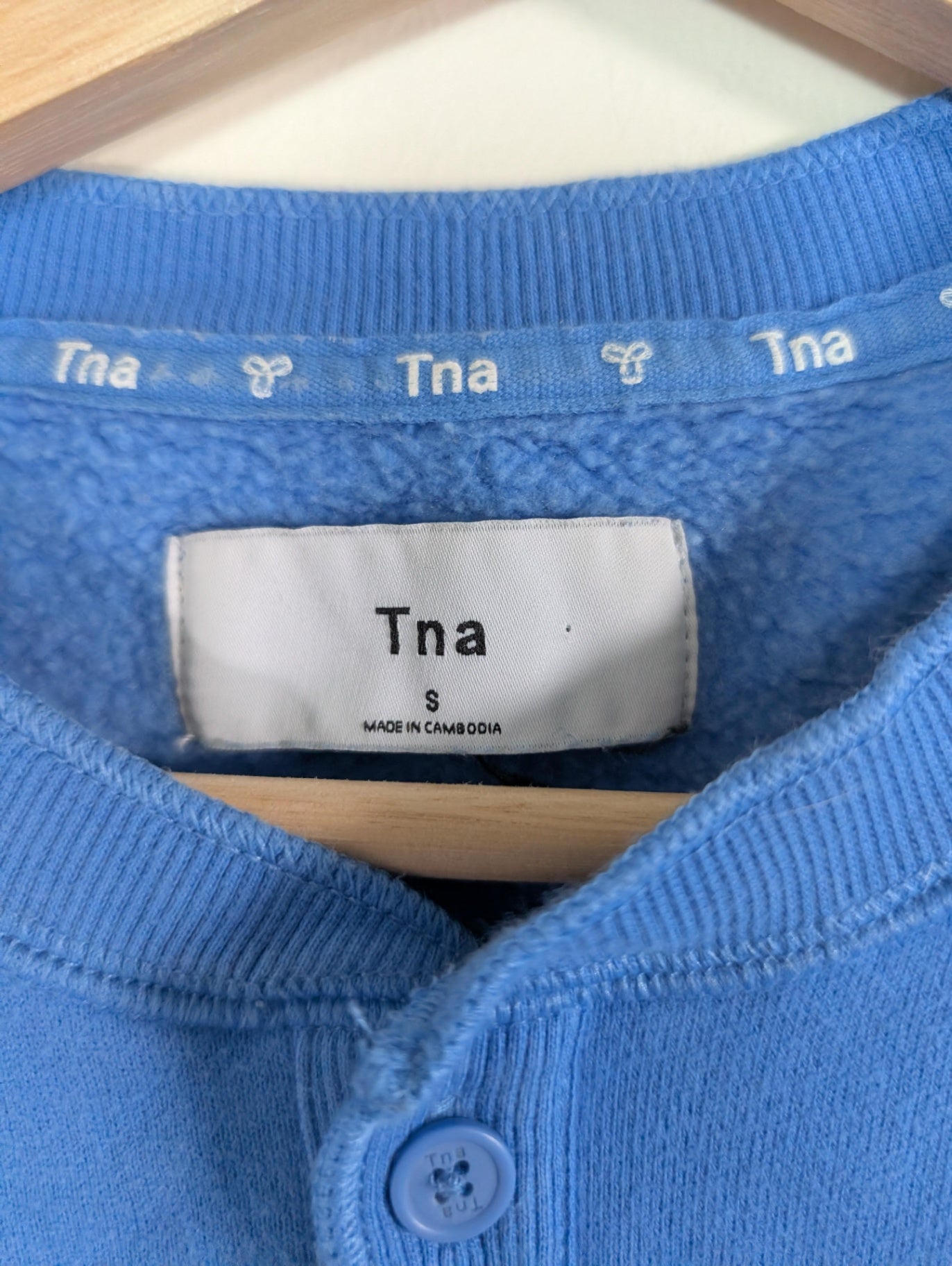 TNA blue long-sleeve - S