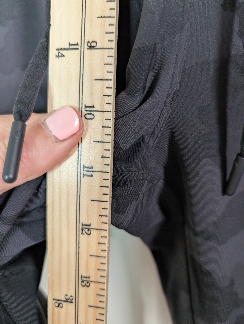 Lululemon camo joggers - 4