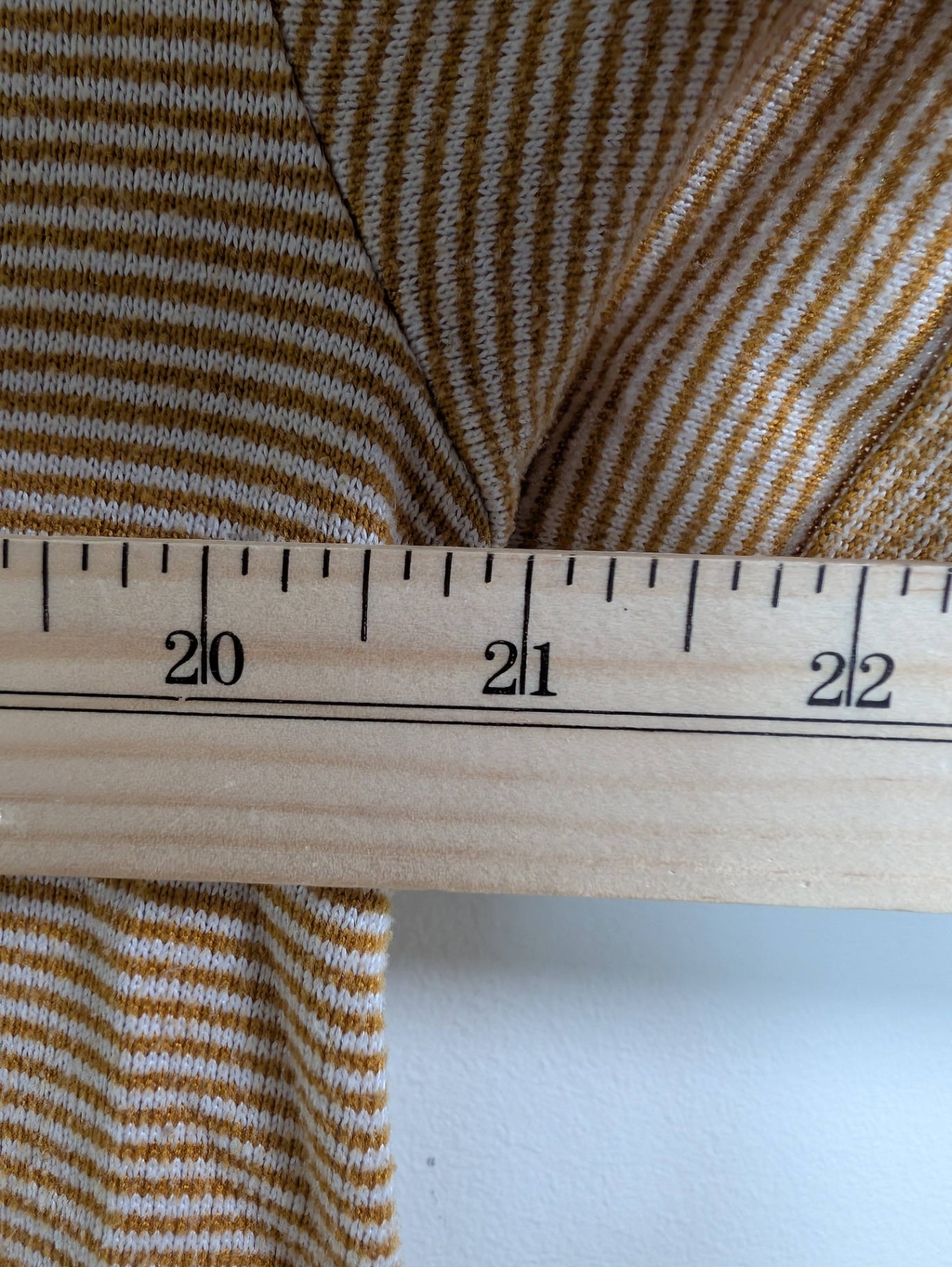 American Eagle mustard striped tee - L/G