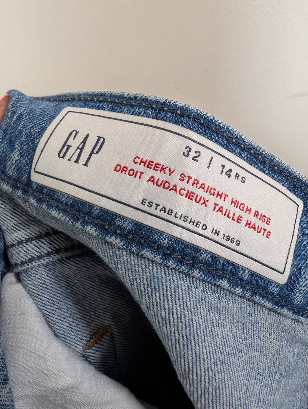 GAP cheeky straight high rise - 32