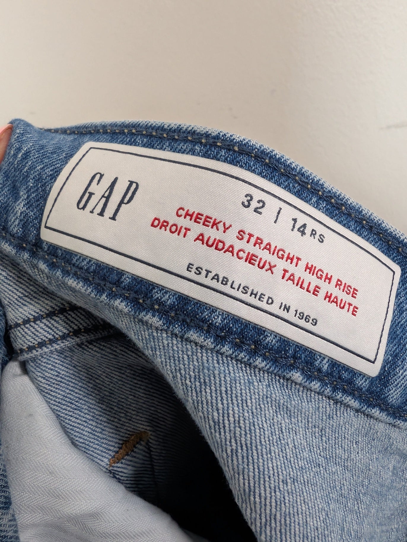 GAP cheeky straight high rise - 32