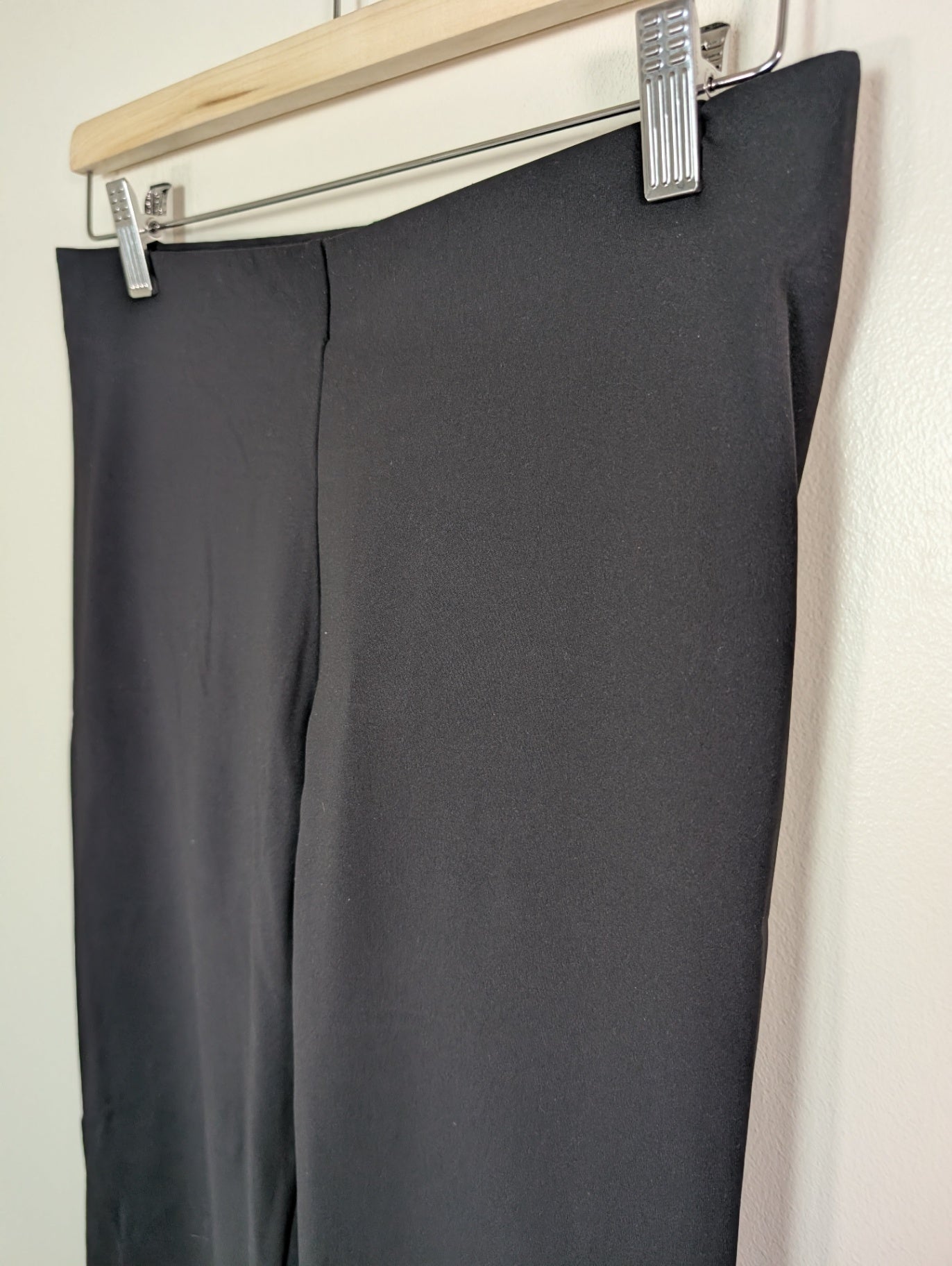 NWT Aritzia respite high rise pants - M
