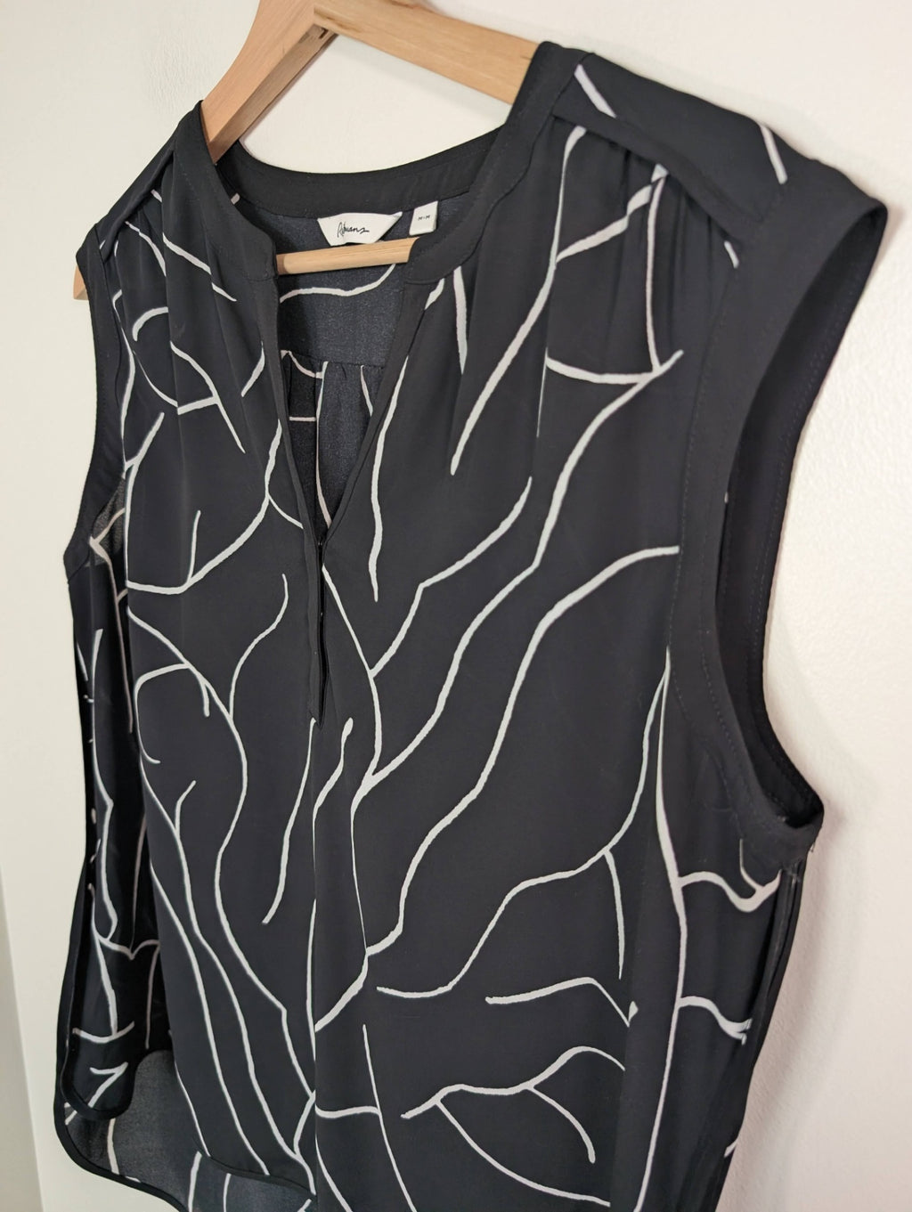 Reitmans blouse - M