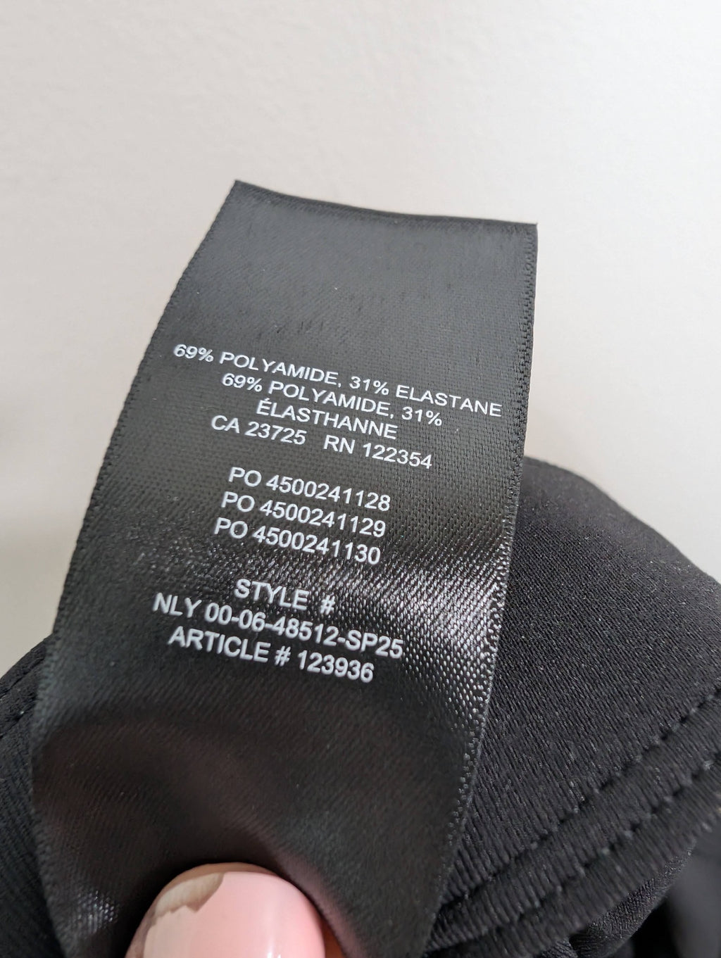 NWT Aritzia respite high rise pants - M