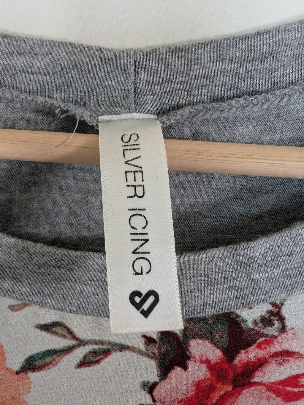 Silver Icing blouse - Appears M