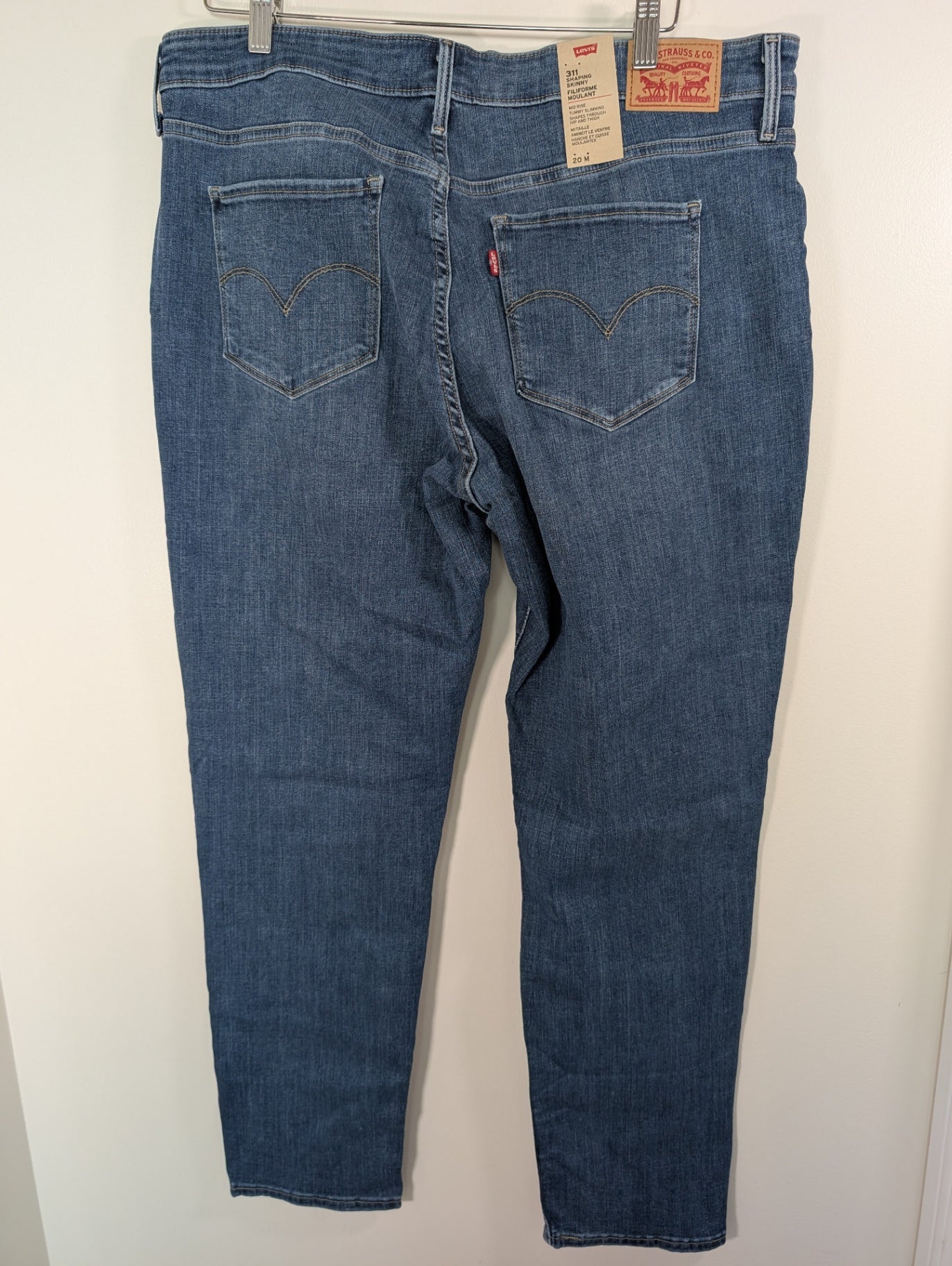 NWT Levi's 311 shaping skinny - 20