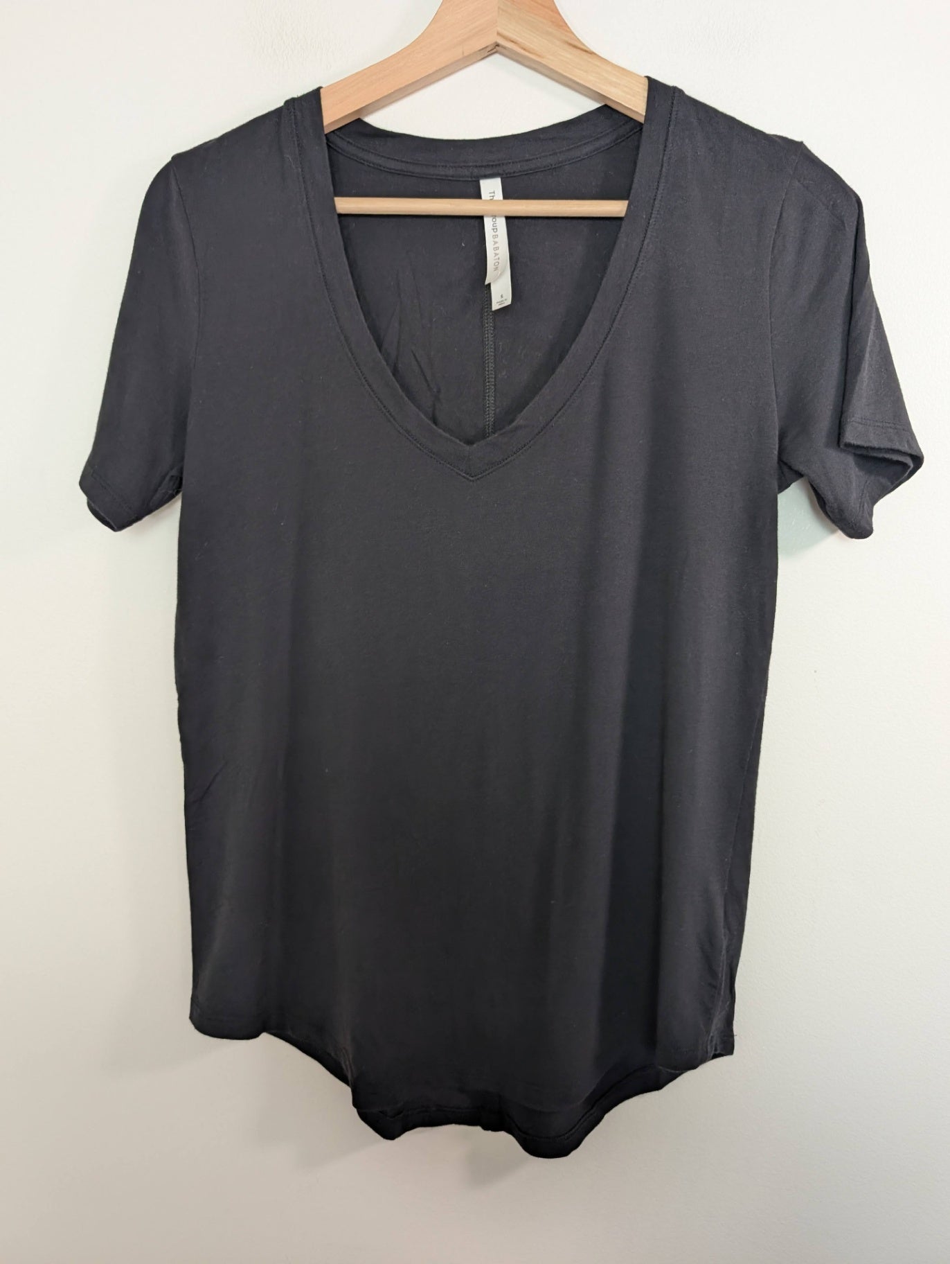 The Group Babaton black t-shirt - S