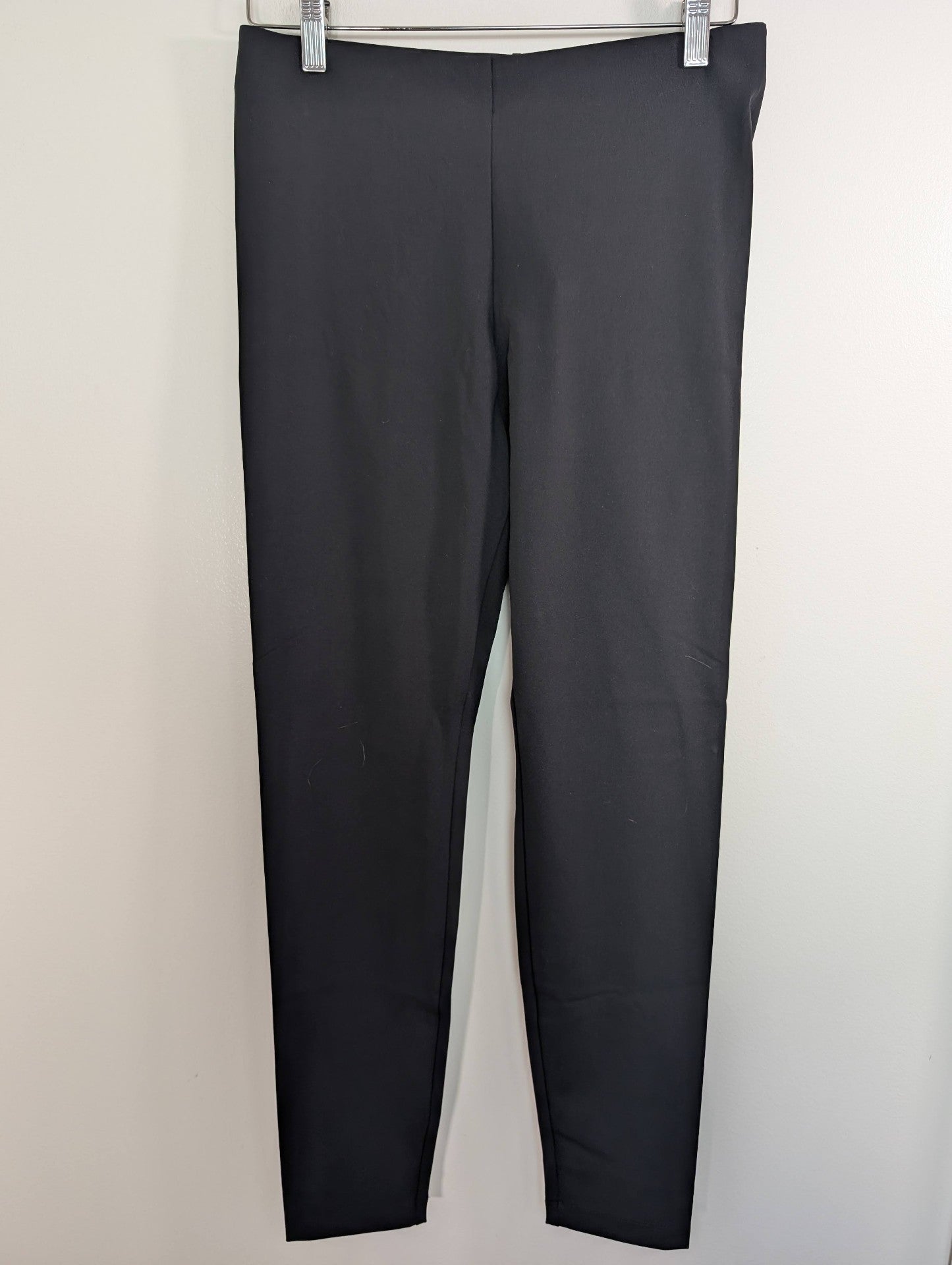 NWT Aritzia respite high rise pants - M