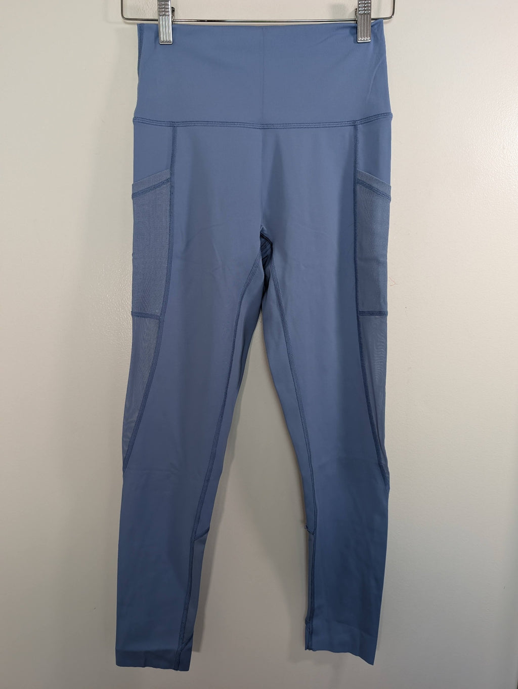 OFFLINE by Aerie blue leggings - M