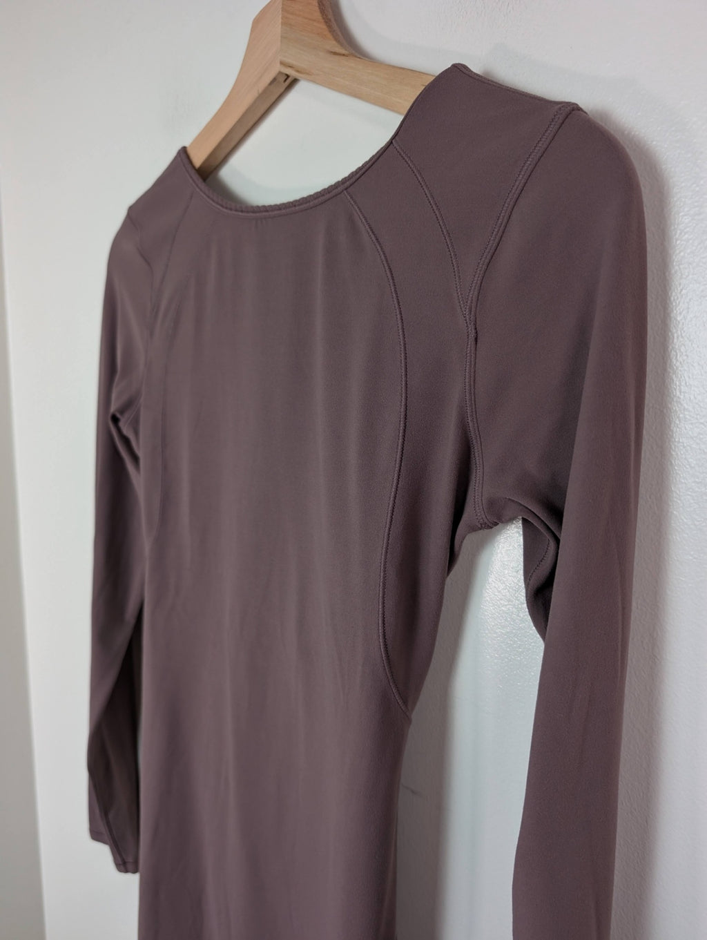 Lululemon brown contour dress - Appears S