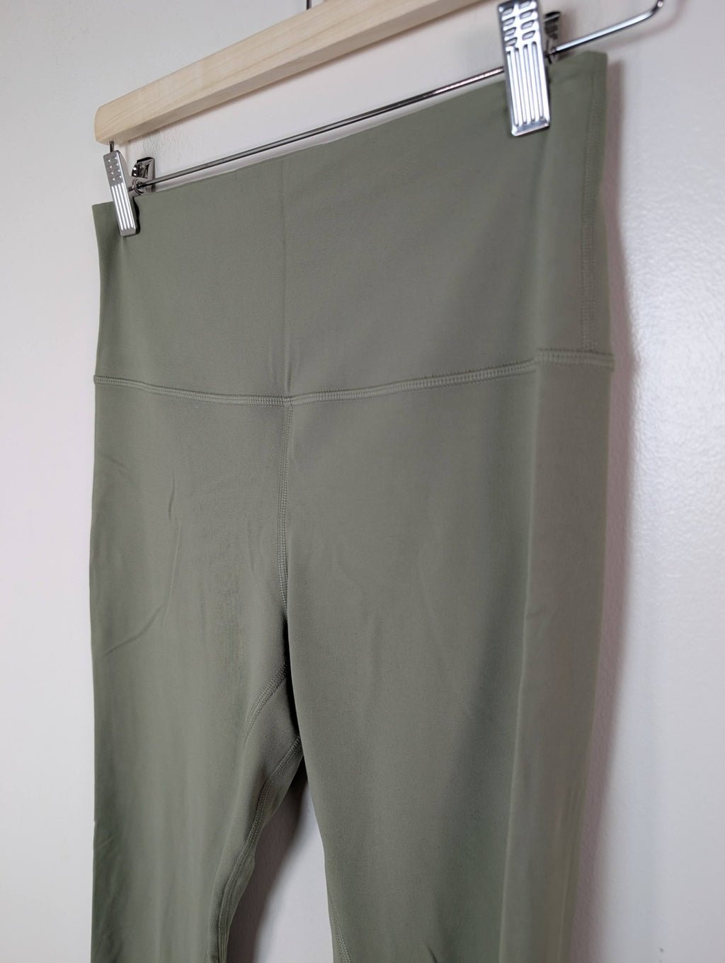 Lululemon olive leggings - 8