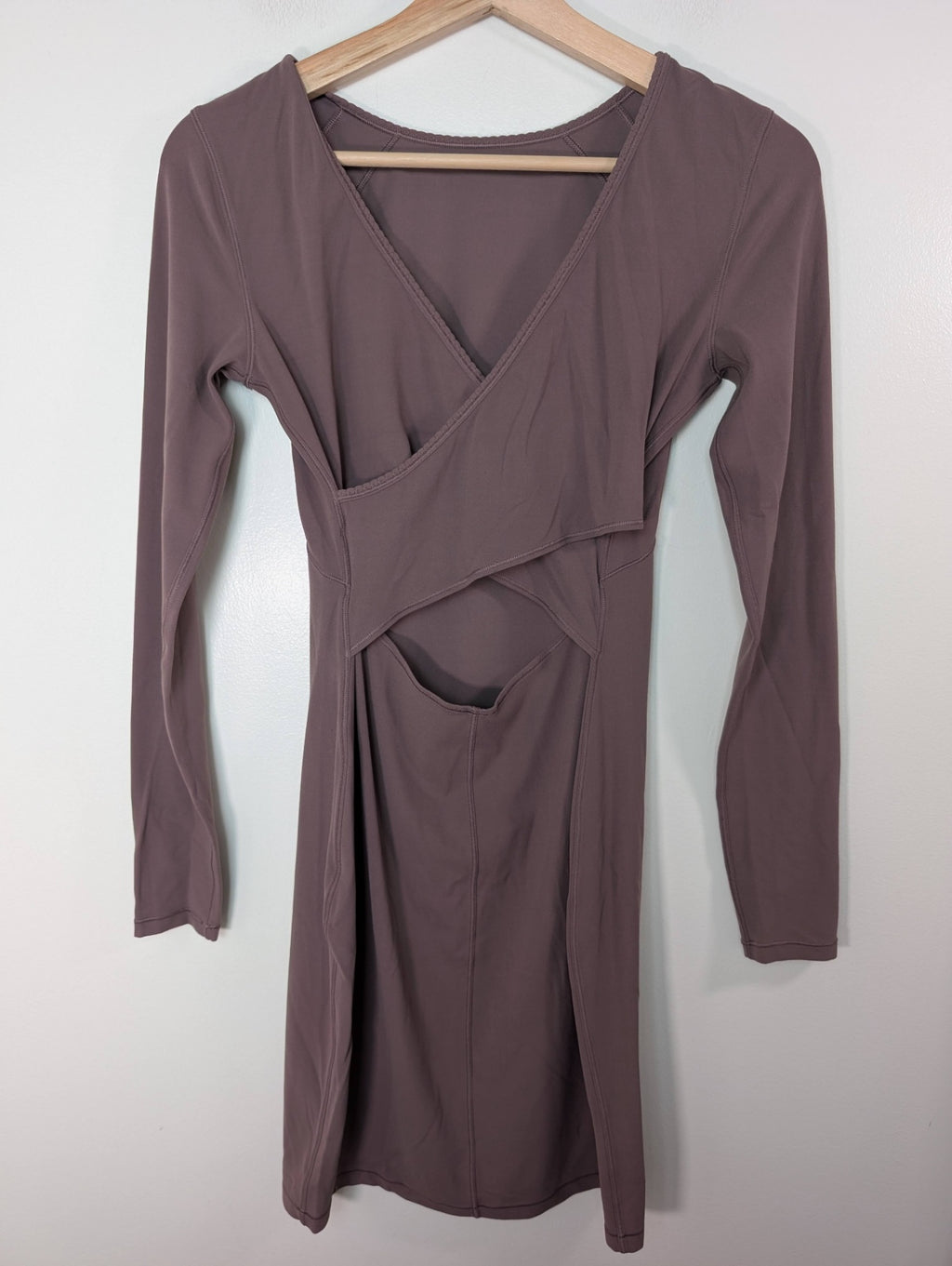 Lululemon brown contour dress - Appears S