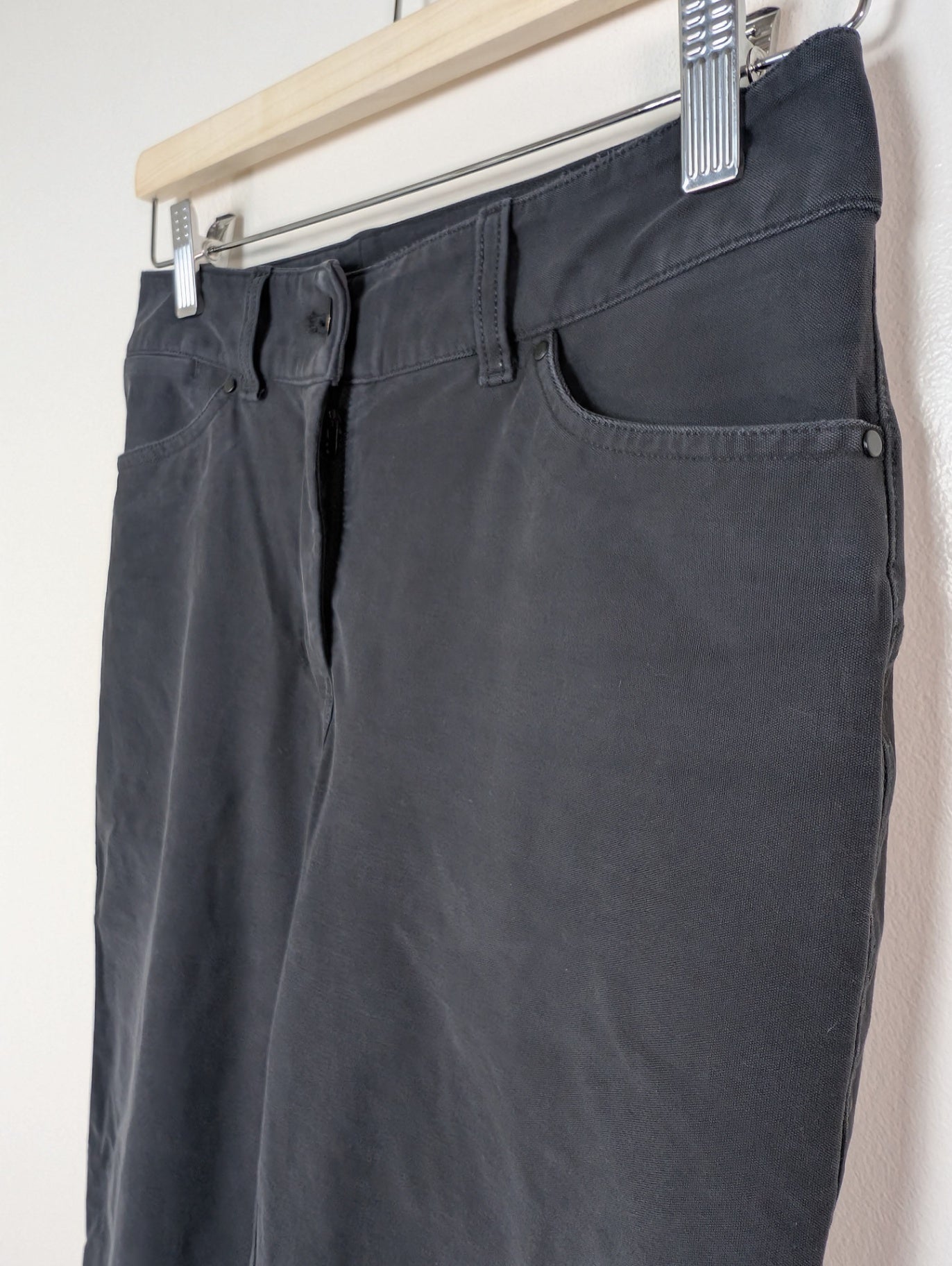 Lululemon black wide leg pant - 26