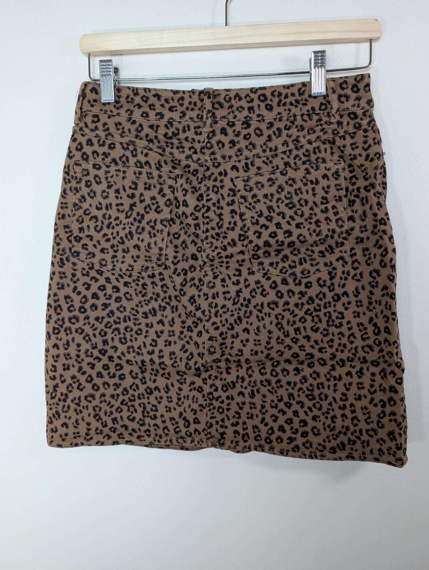 CeCe leopard skirt - 4