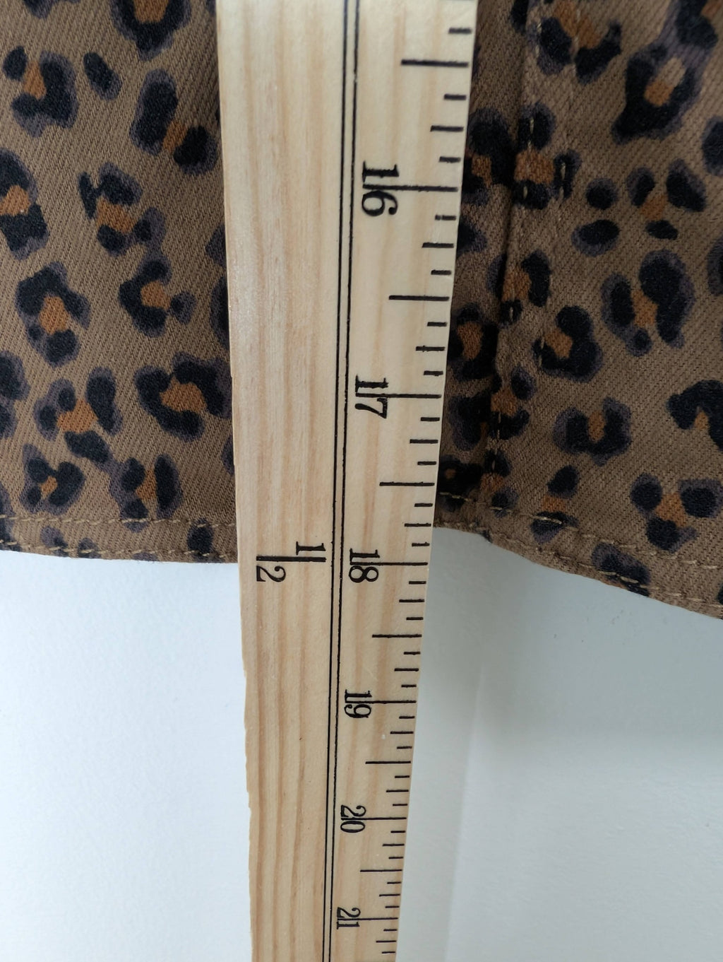 CeCe leopard skirt - 4