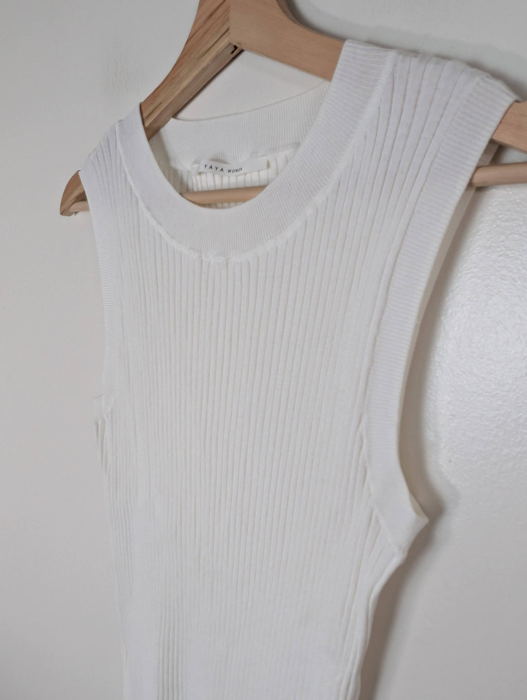 Yaya white ribbed tank - M