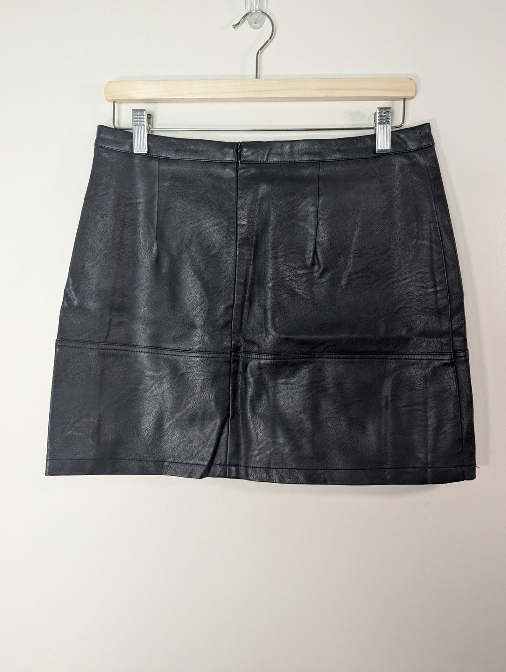 Tattoo pleather skirt - M