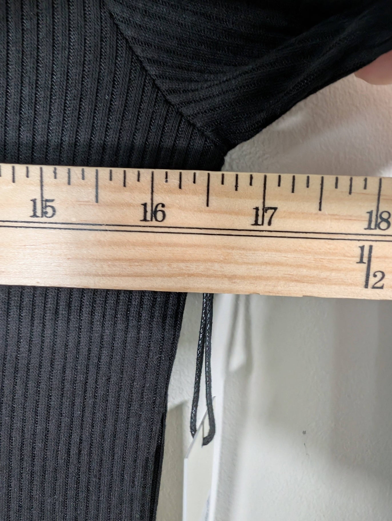 NWT Dex ribbed button up dress - M