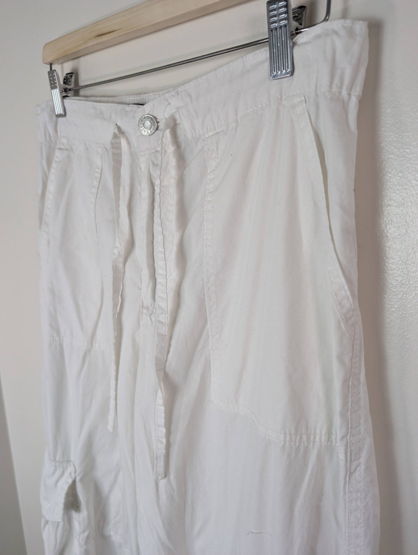 Refuge white cargo pants - Large