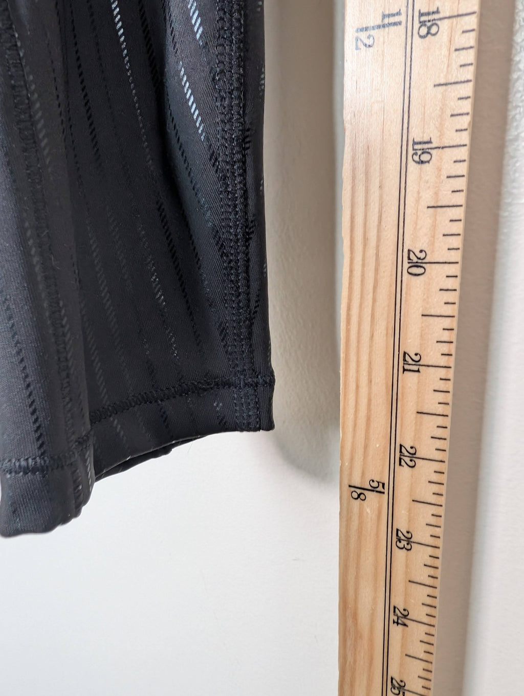 NWT Puma leggings - L
