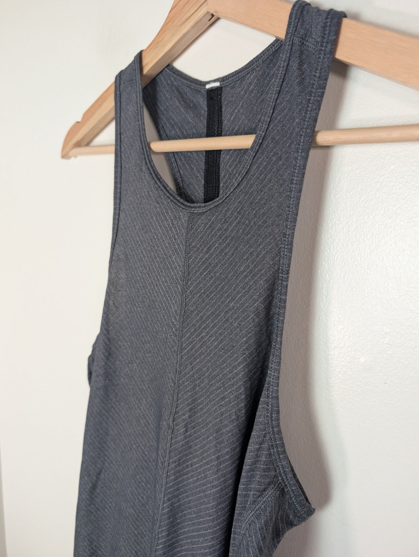 Lululemon racerback- Appears M