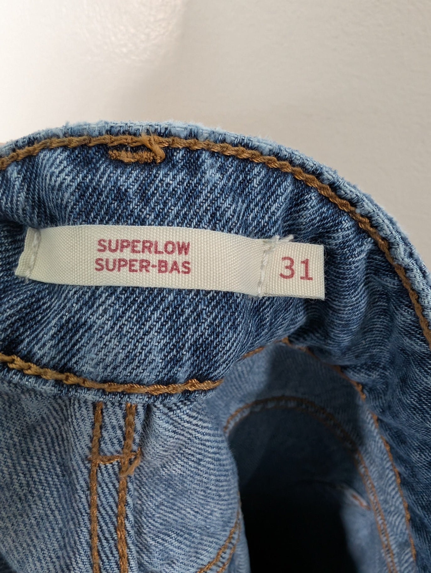 Levi's superlow wide leg - 31