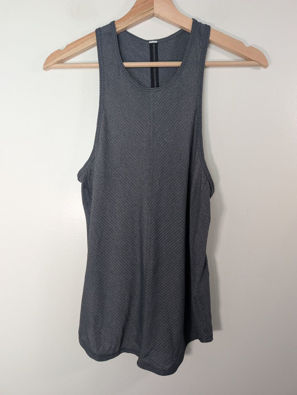Lululemon racerback- Appears M