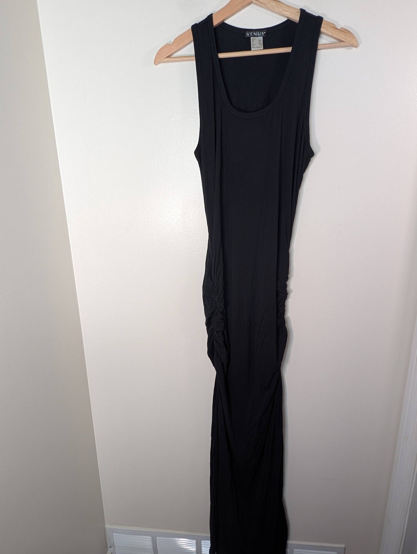 Venus black maxi dress - M