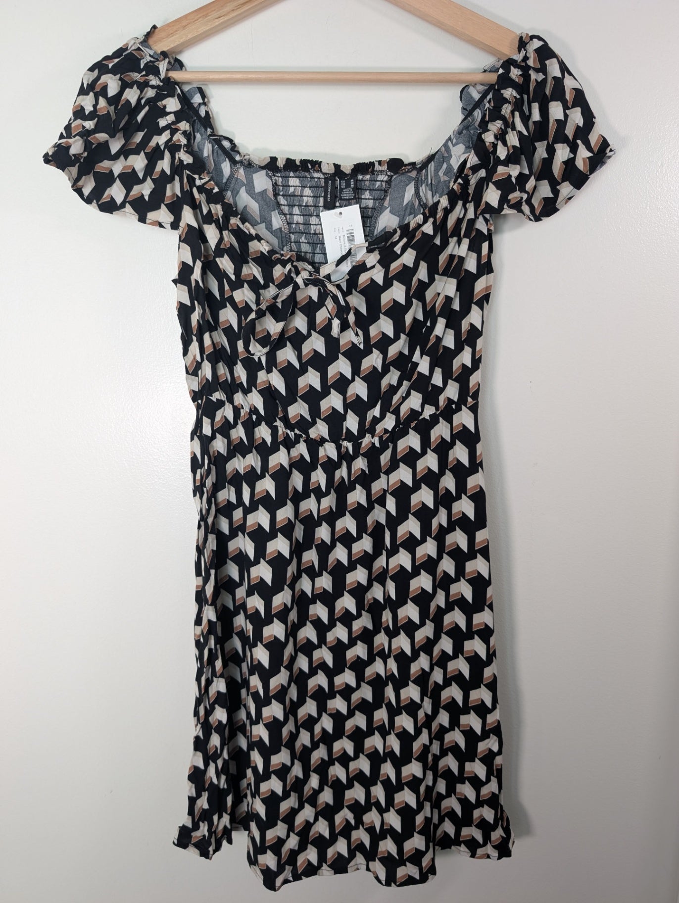 NWT Vero Moda dress - M