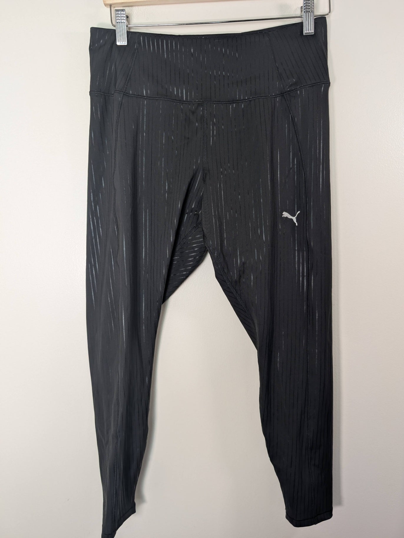 NWT Puma leggings - L