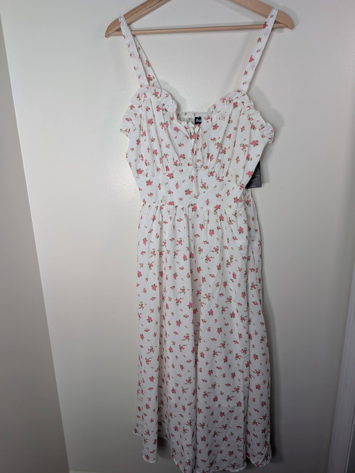 NWT Scarlet Darkness dress - M