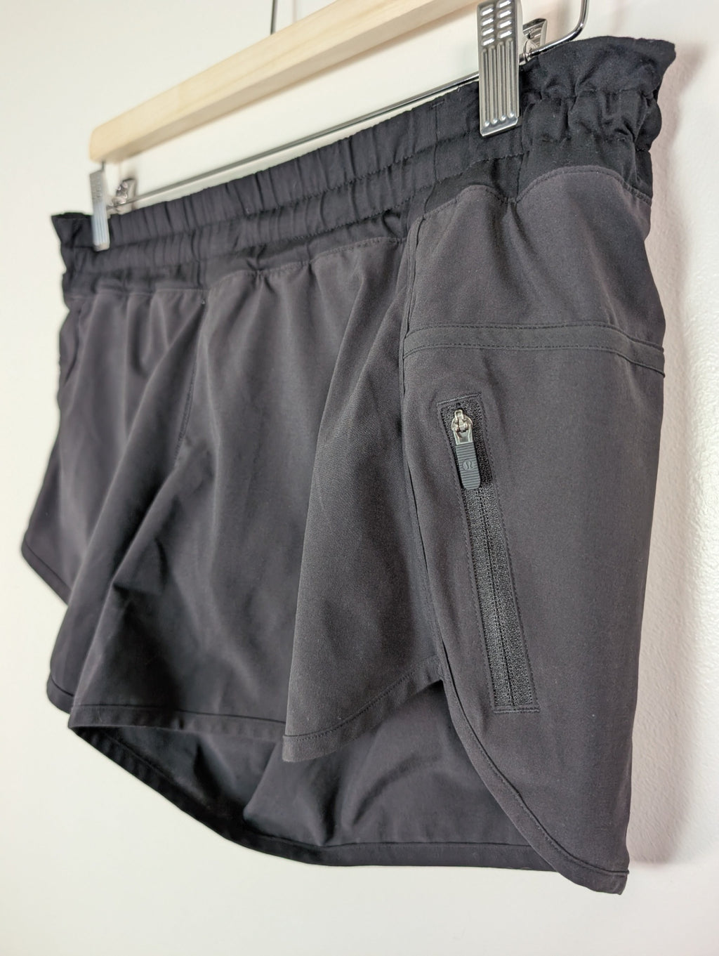 Lululemon black shorts- 6
