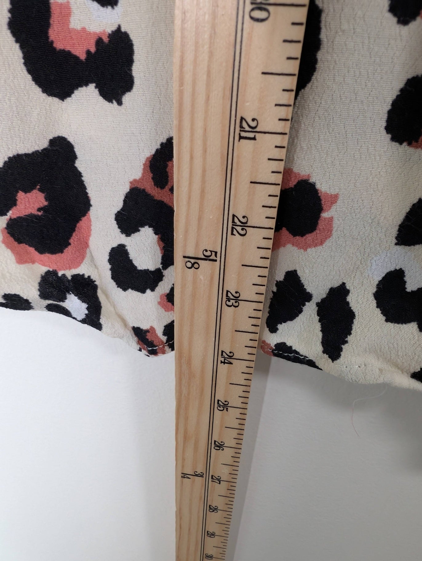 Reitmans leopard blouse - S