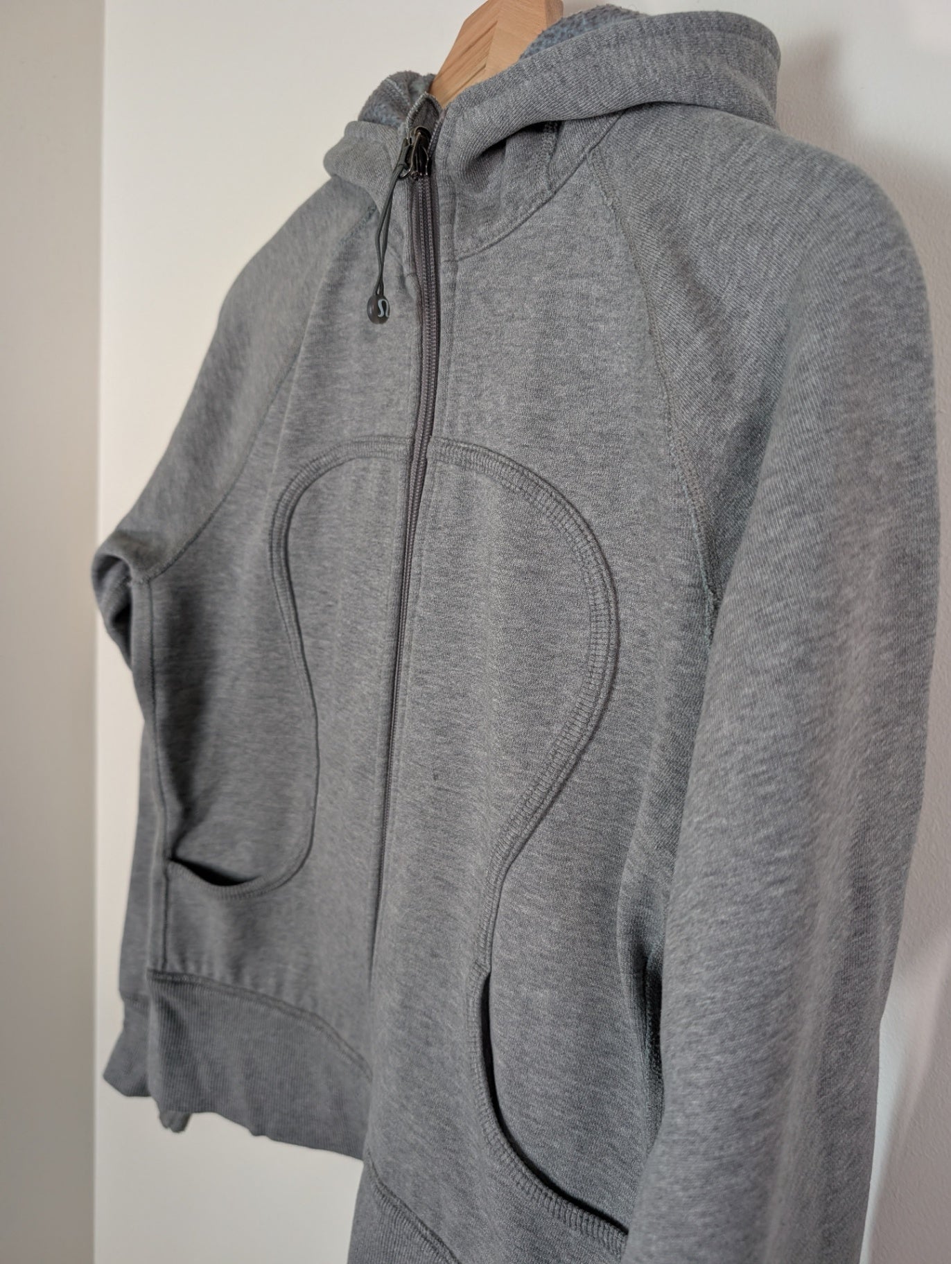 Lululemon scuba zip up hoodie - Appears S