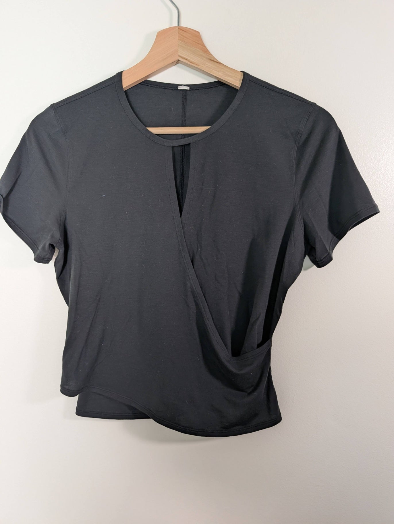 Lululemon round trip short sleeve - Appears S