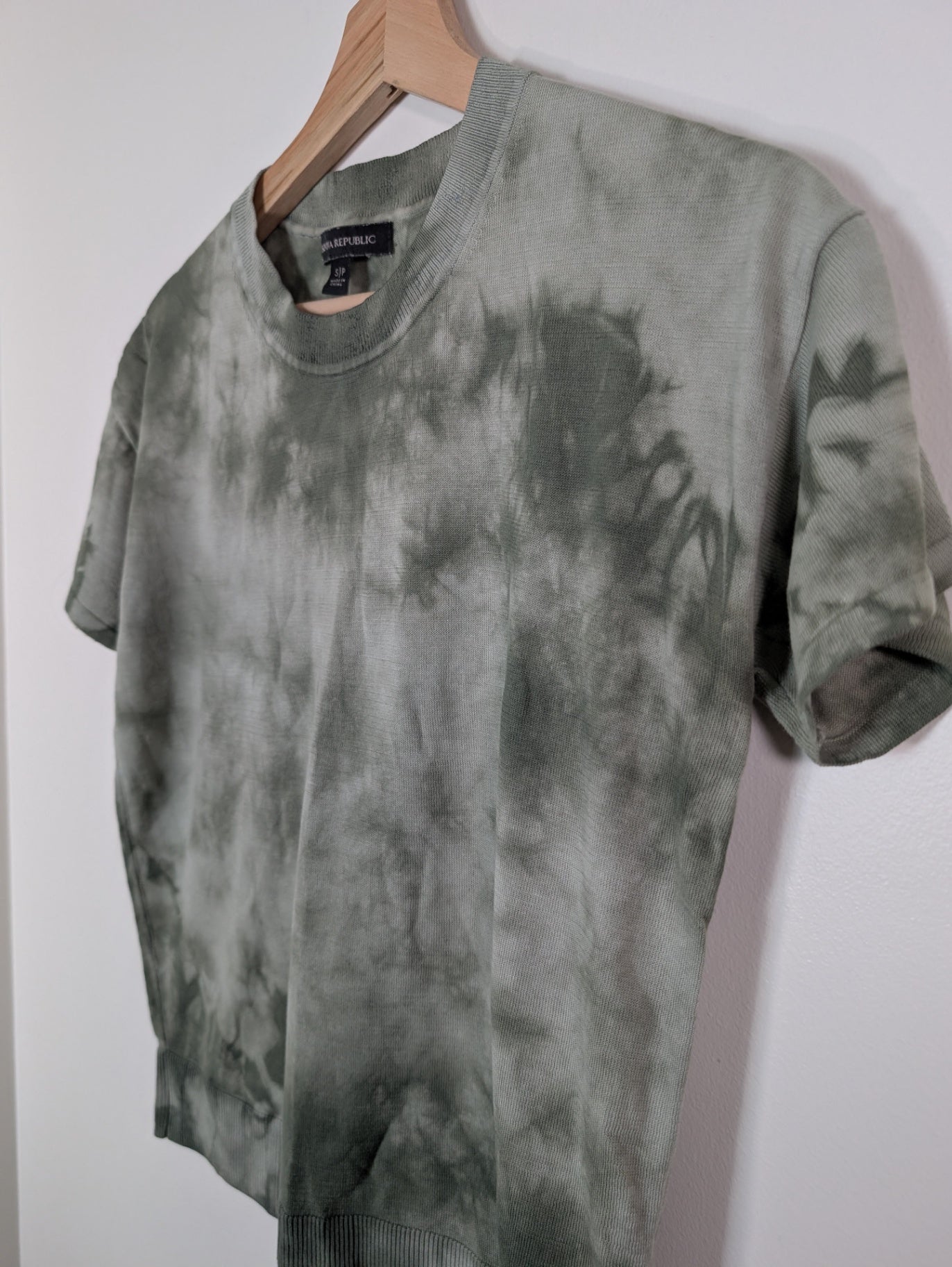 Banana Republic green tie dye tee - S