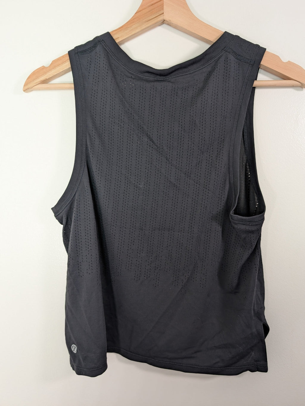 Lululemon train to be tank - 4