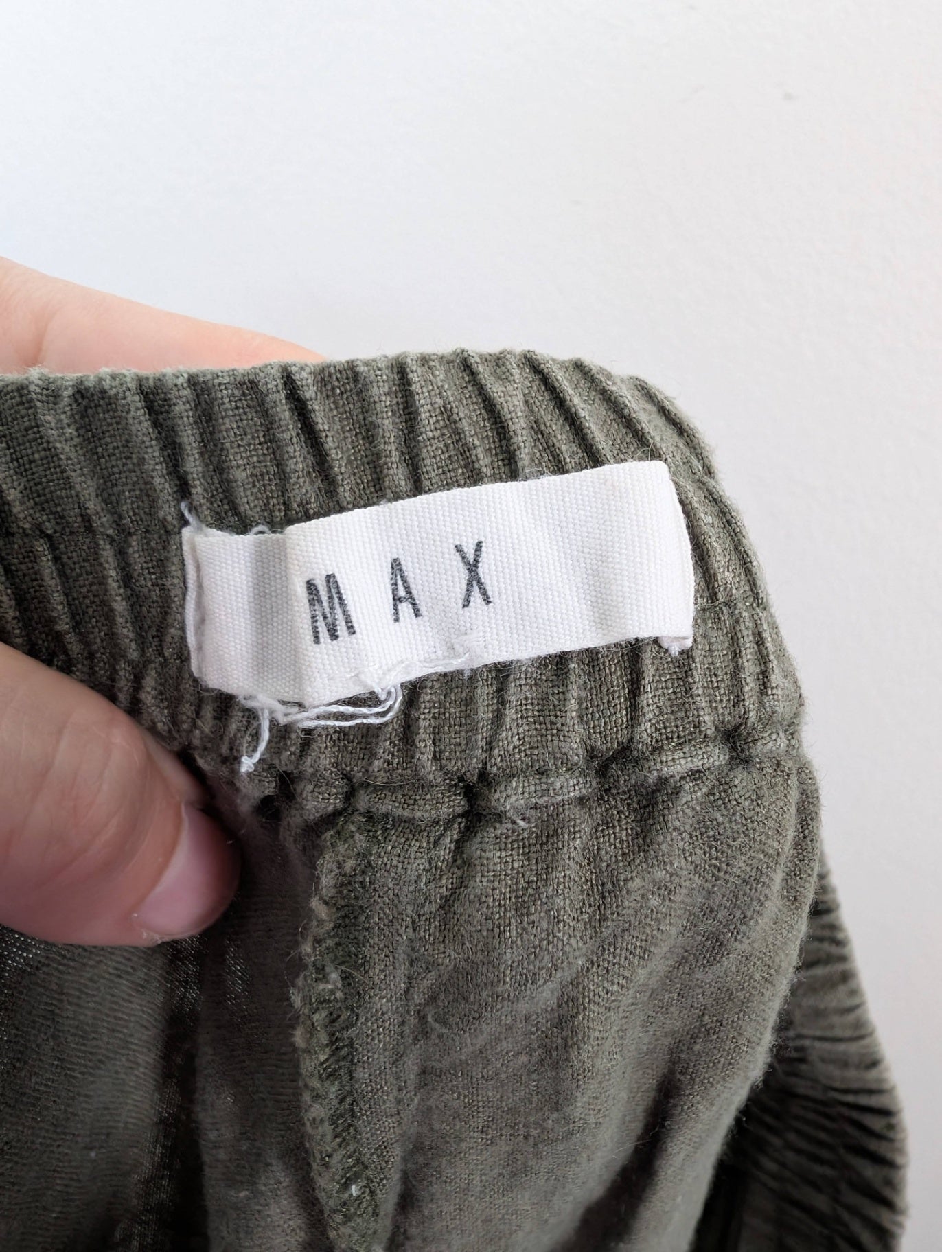 Max 100% linen pants - Appears S