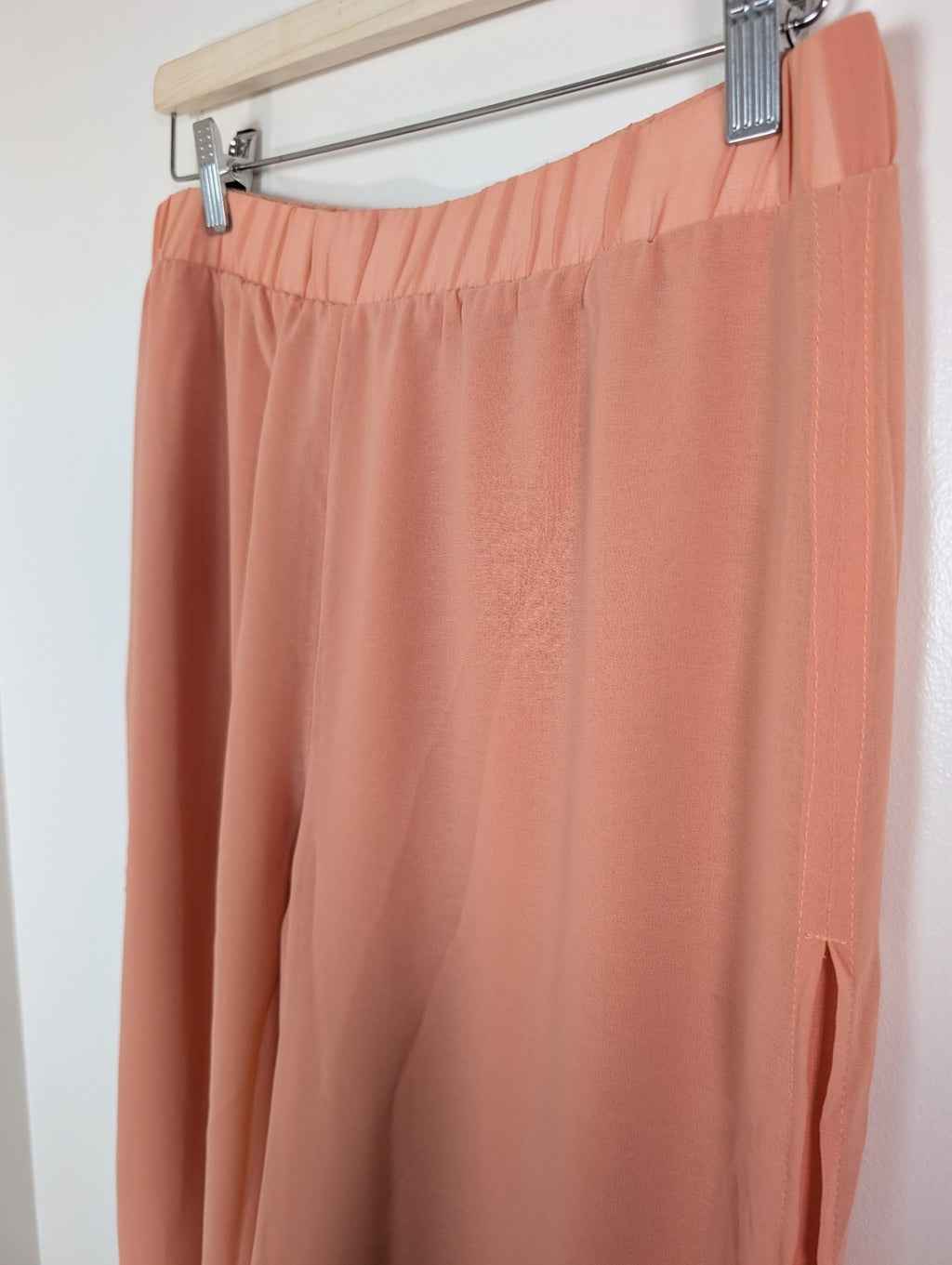 Unknown brand peach wide leg pant - M