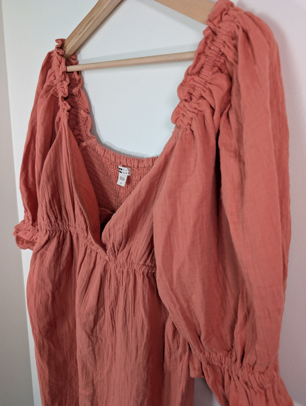 NWT Billabong dress - L